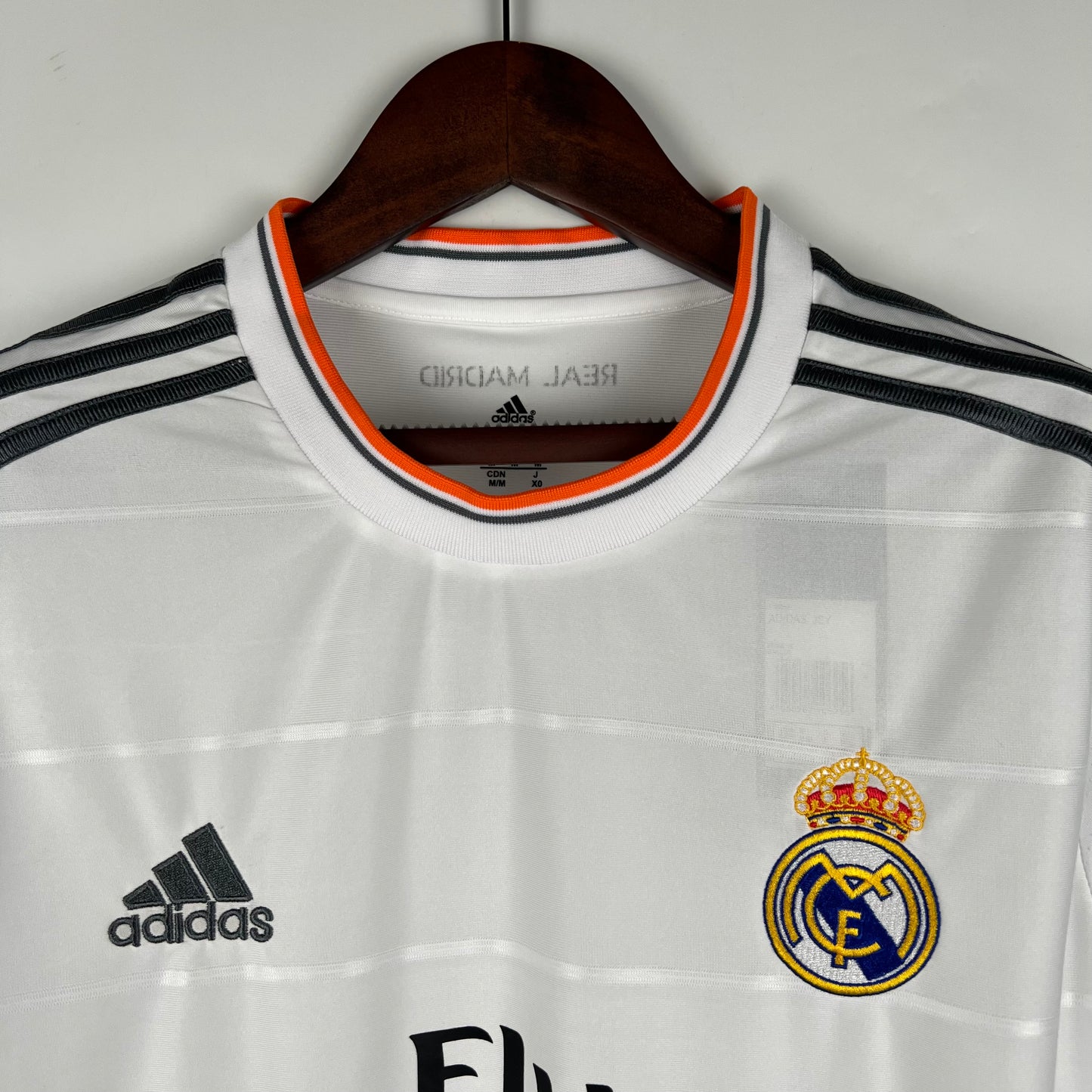 Real Madrid Retro 2013/2014 Home Jersey