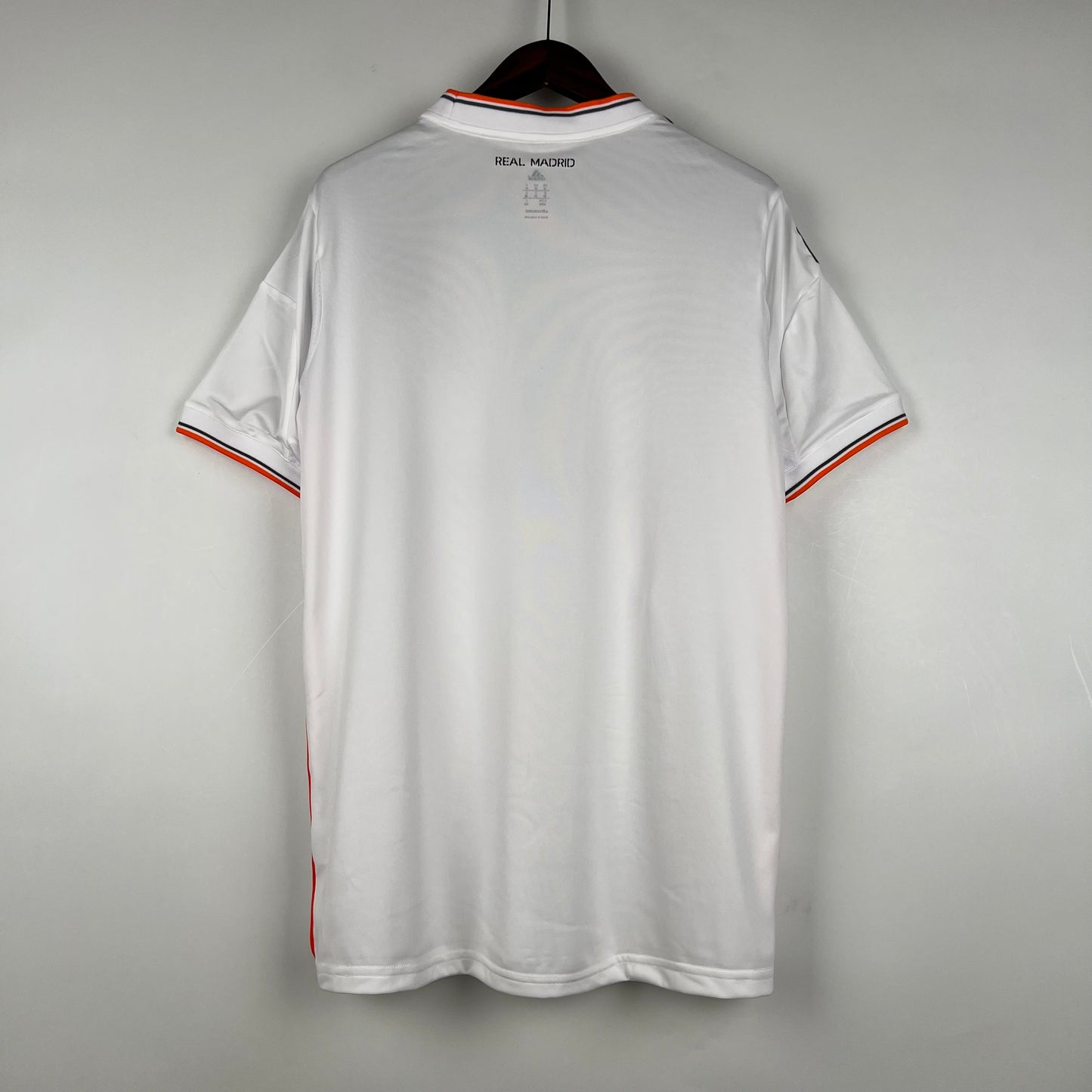 Real Madrid Retro 2013/2014 Home Jersey