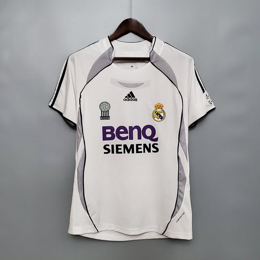 Real Madrid Retro 2006/2007 Home Jersey